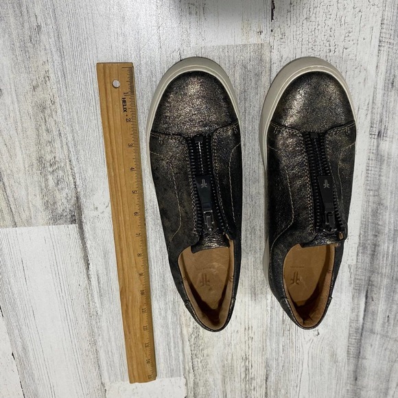 Frye Leather gold zip up Slip-On Sneakers size 7.5 - Picture 9 of 10